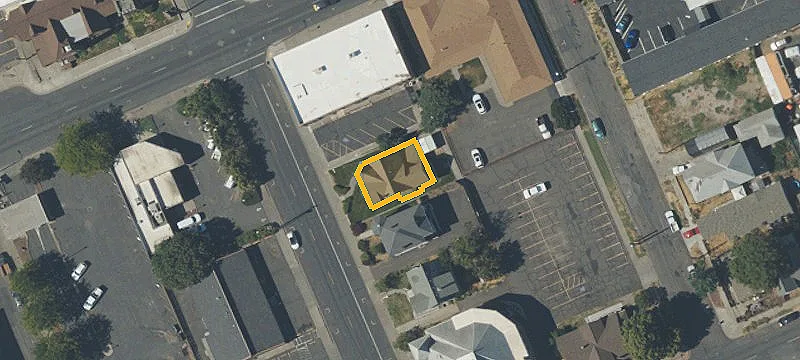 326 2nd St