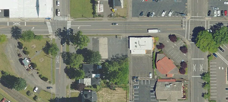 70 Oak St