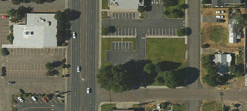 805 3rd Ave