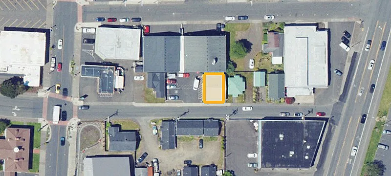 780 Ave S Ave