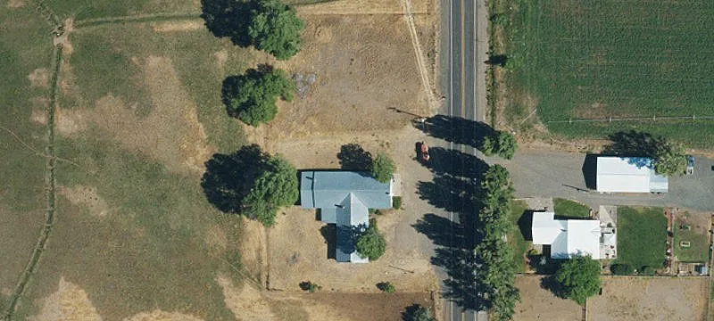 15598 Westside Rd