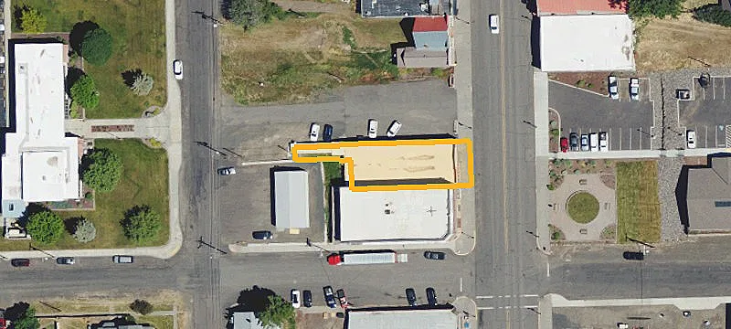 225 Main St