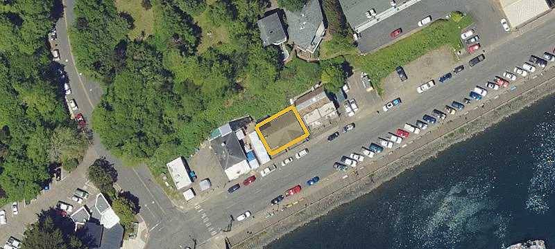 146 Bay Blvd