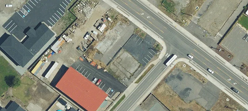 690 Pacific Hwy