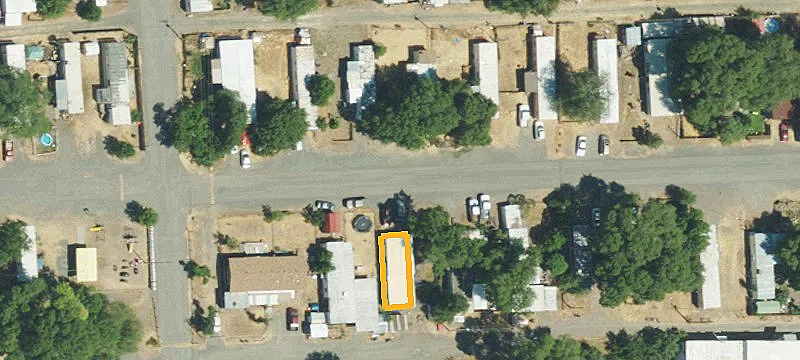 677 Main St