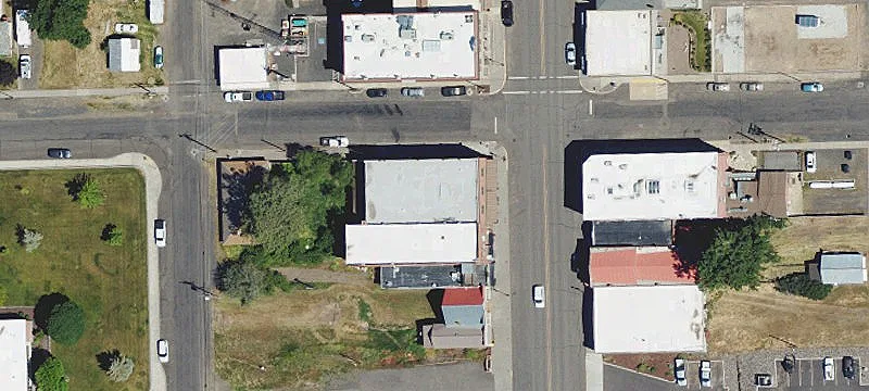 201 Main St