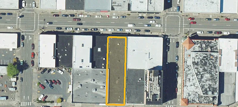 1161 Commercial St