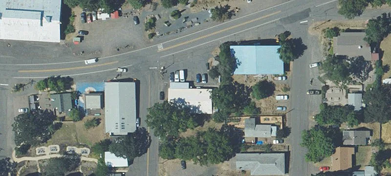 1010 1st Ave