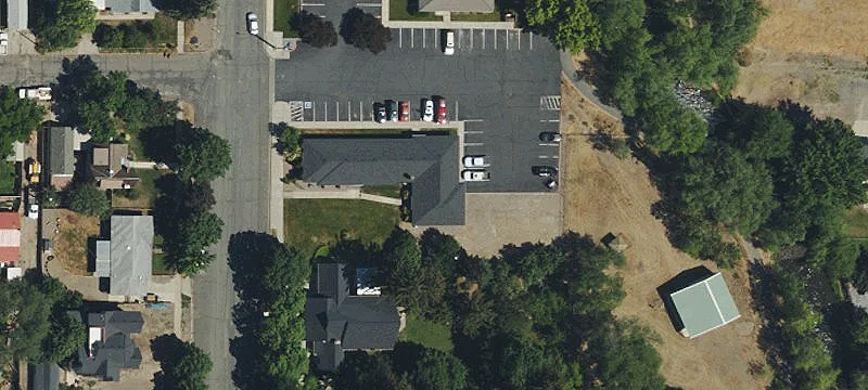 2790 Main St