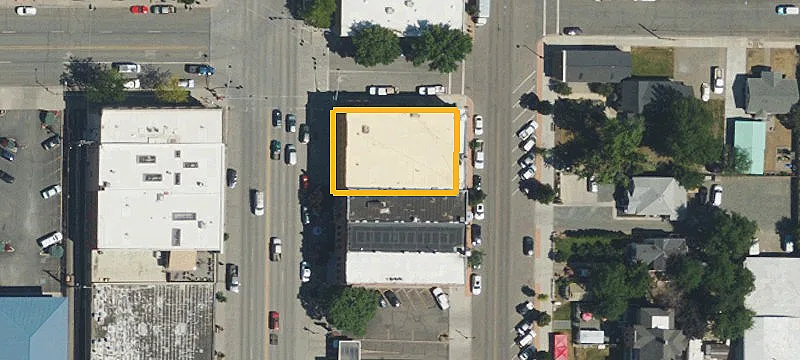2034 Main St
