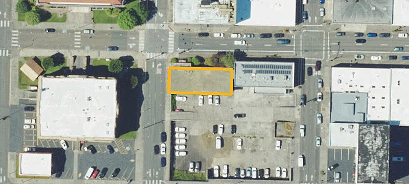 801 Commercial St