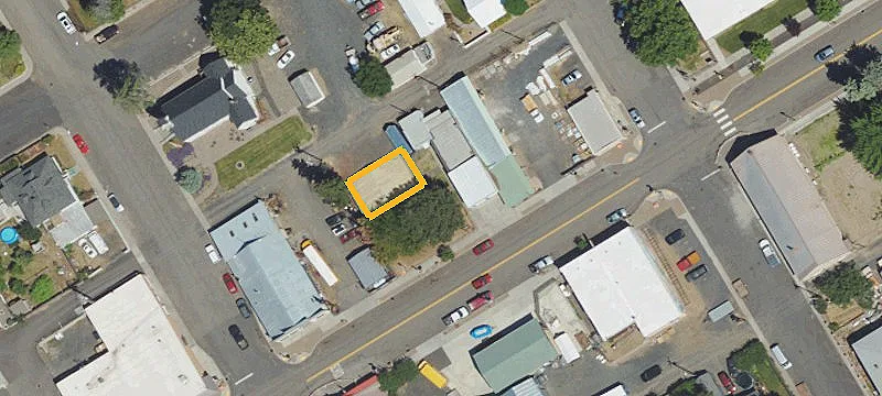 410 Deschutes Ave