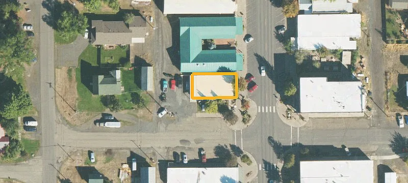 101 Main St