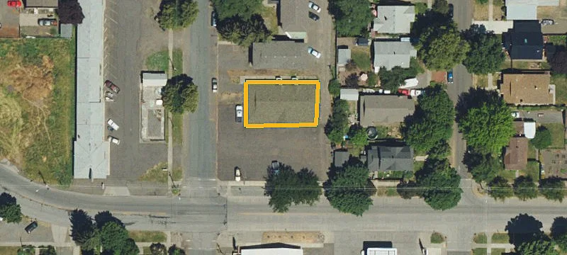 401 Adams Ave