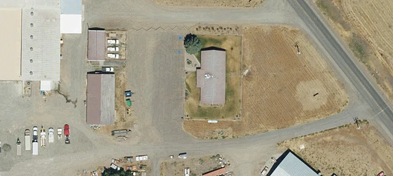 17612 Hwy 395