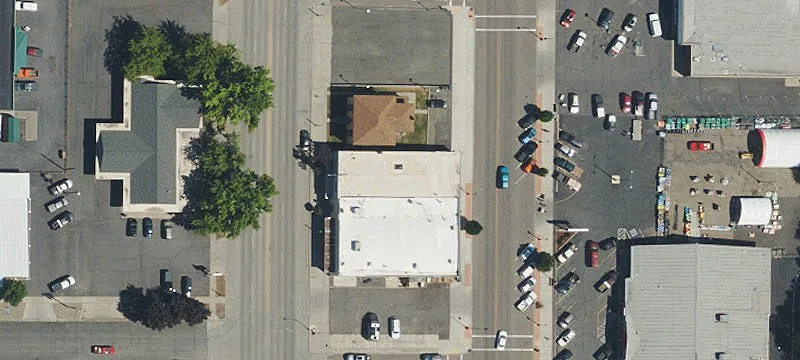 2270 Main St
