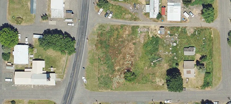 200 Hwy 395th N