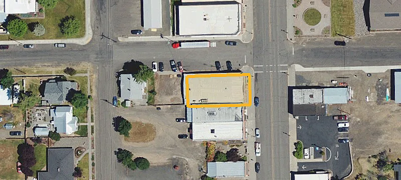 301 Main St