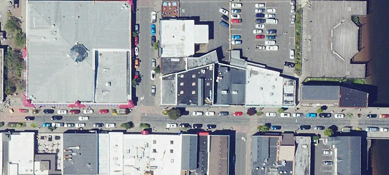 406 Broadway St