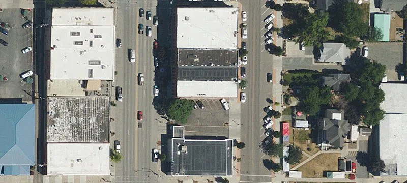 2020 Main St