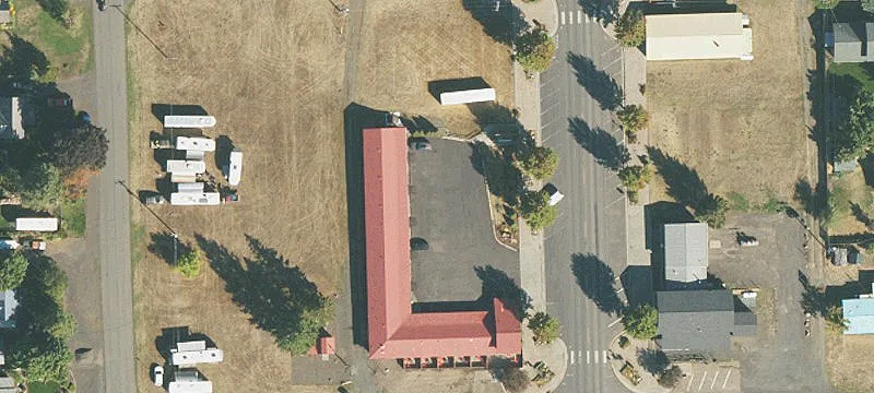 201 Main St