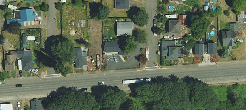 411 Main St