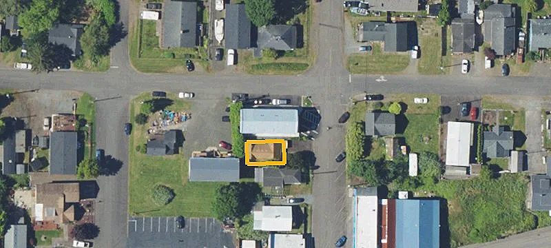 301 Acacia Ave