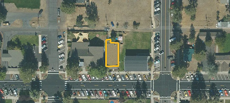 352 Main Ave