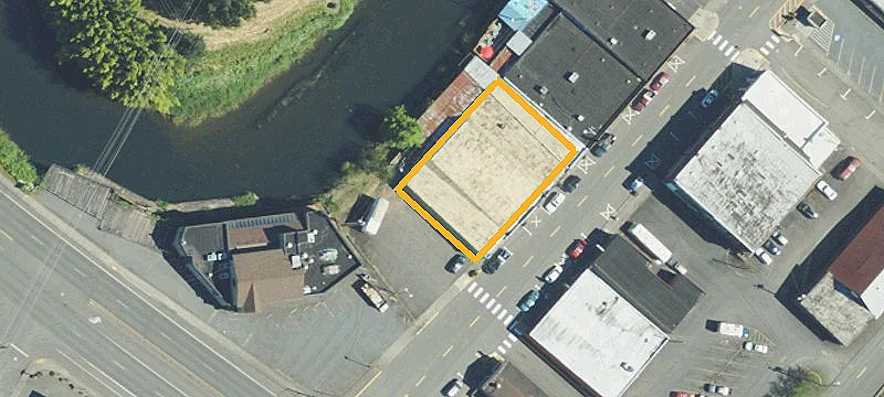 136 Nehalem St