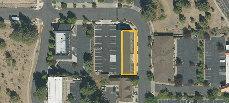 695 York Dr