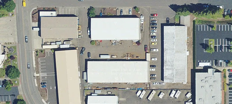 1065 2nd Ave