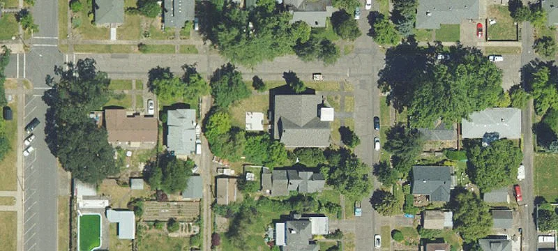 112 3rd St