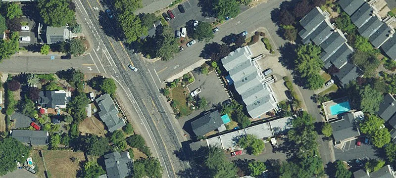 494 Main St