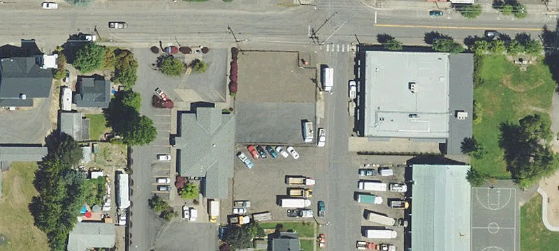 Yamhill St