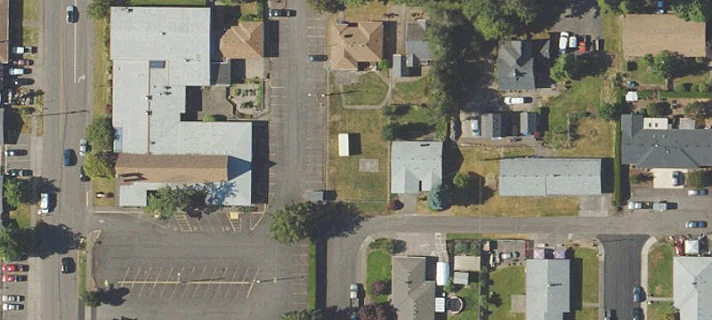 Roosevelt NE St