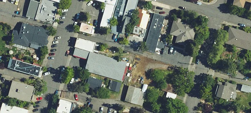4th St