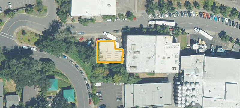601 Industrial St