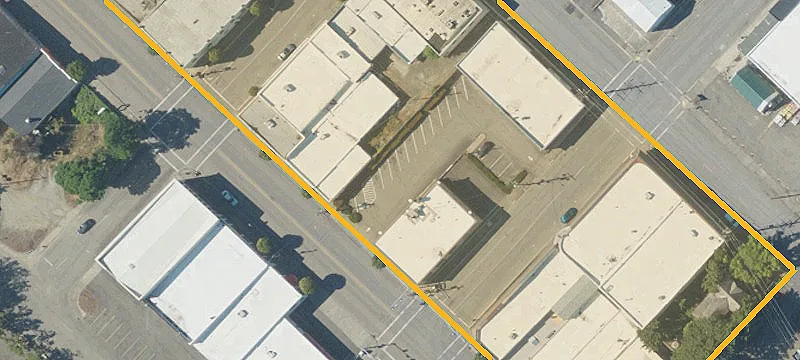 Main St