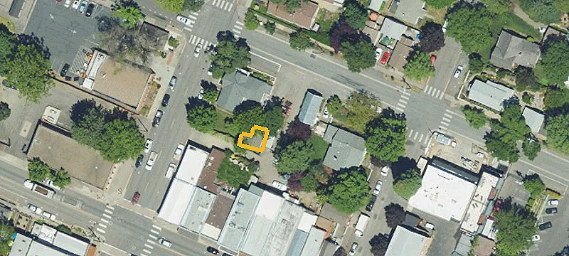C St