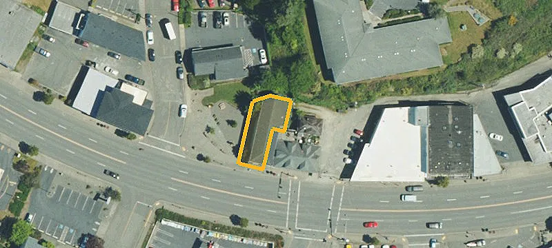 704 Chetco Ave