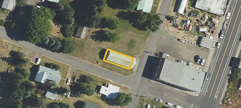 102 2nd St