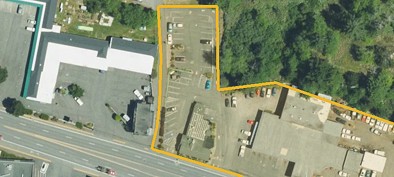 1136 Chetco Ave