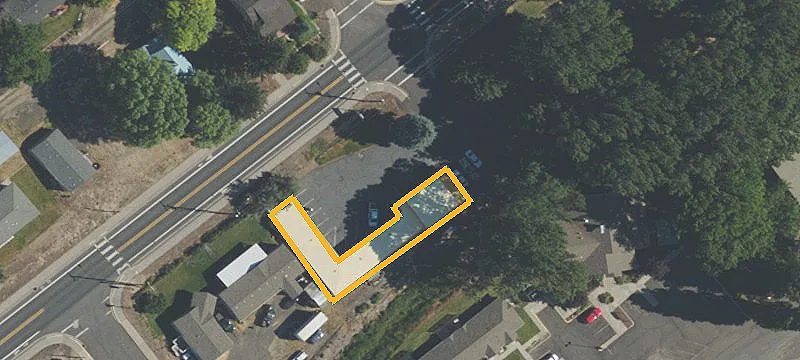 301 Main St