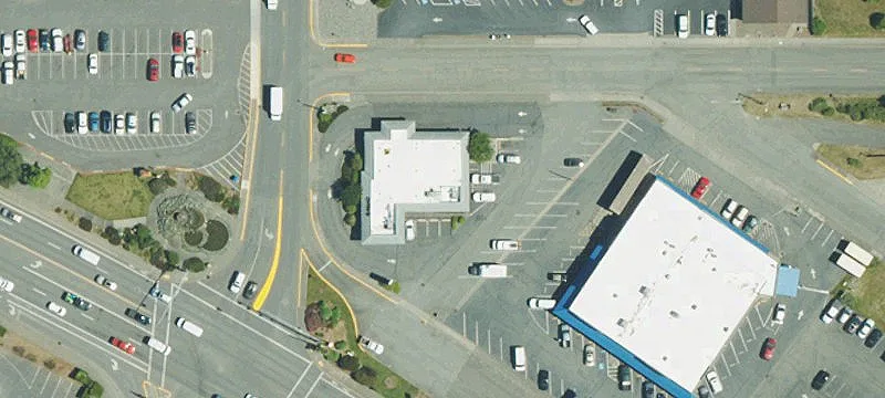 898 Chetco Ave