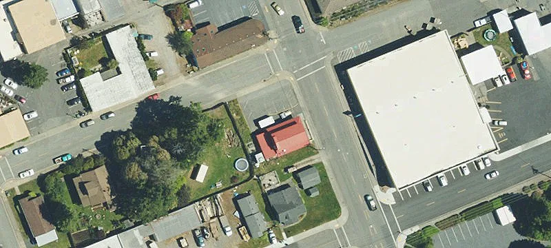 401 Oak St