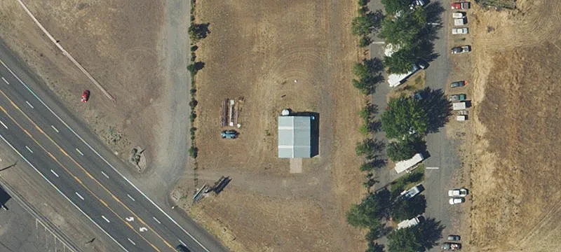 1835 Hwy 395
