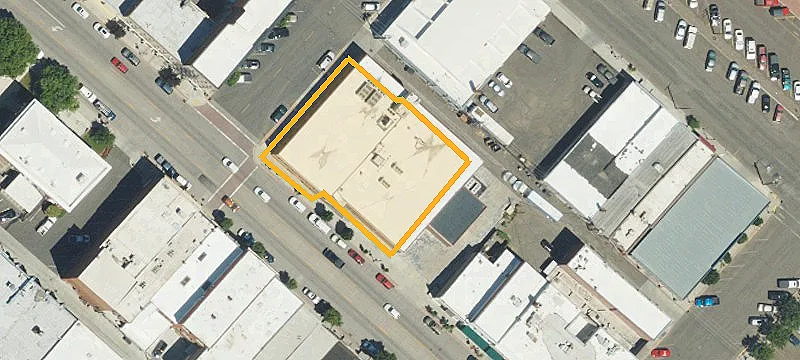 1104 Spg Ave