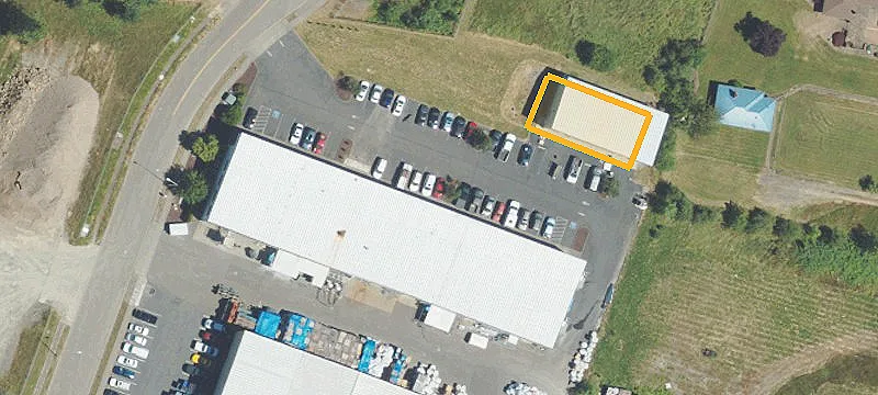 221 Commercial Pkwy