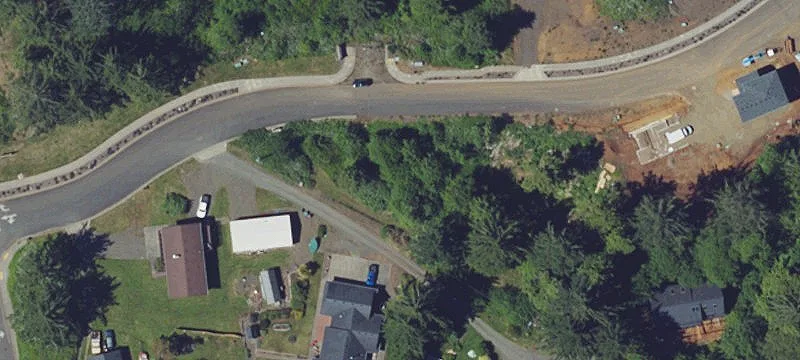 630 Lillian Ln