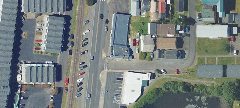 202 Hwy 101